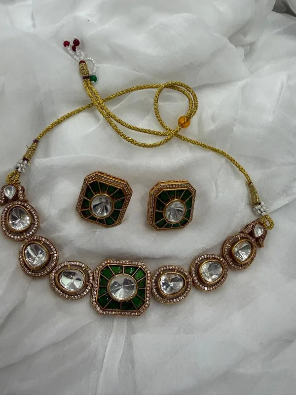 Multicolor_Elegant_Premium_Choker_and_White_Stones_Traditional_Bridal__Necklace_Set__For_Women