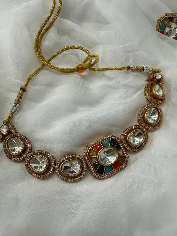 Multicolor_Elegant_Premium_Choker_and_White_Stones_Traditional_Bridal_Necklace_Set_For_Women