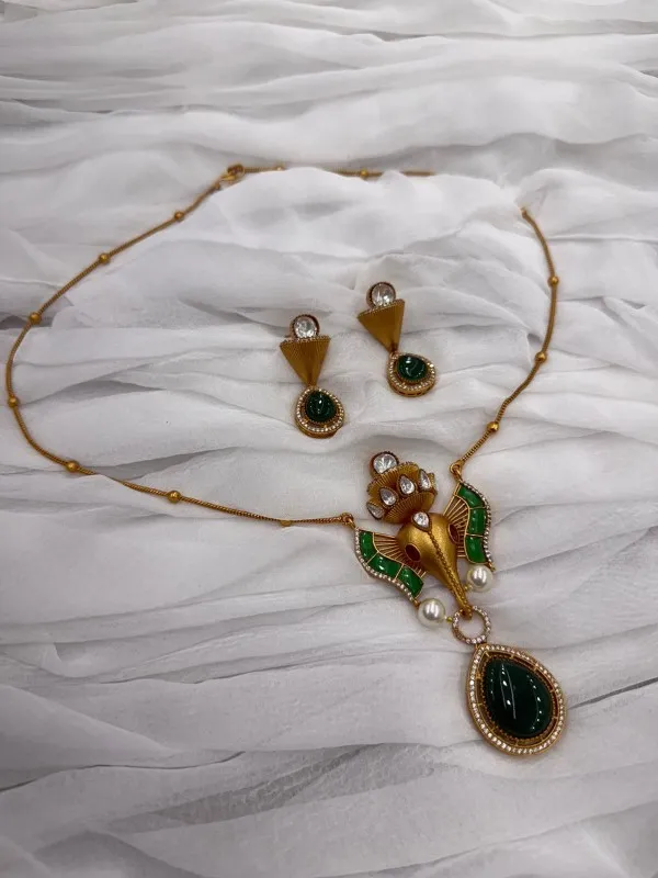 Green_Elegant_Ganesha_Pendant_Necklace_Set_with_Stones_&_Pearls_Traditional_Ethnic__For_Women