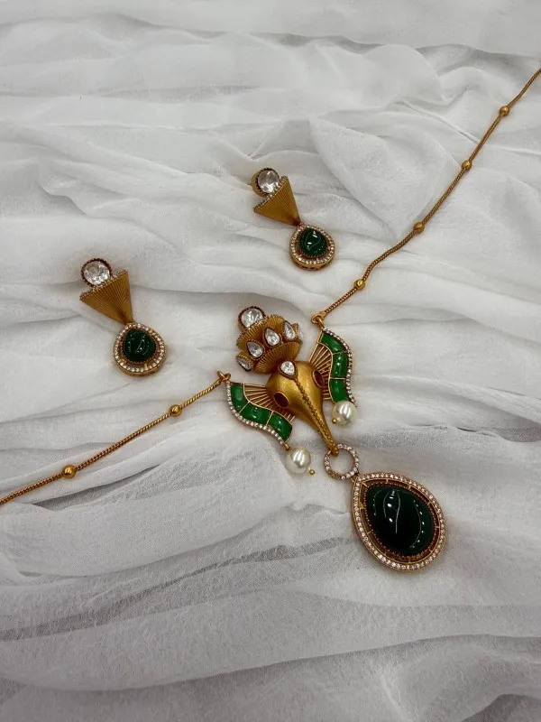 Green_Elegant_Ganesha_Pendant_Necklace_Set_with_Stones_&_Pearls_Traditional_Ethnic__For_Women