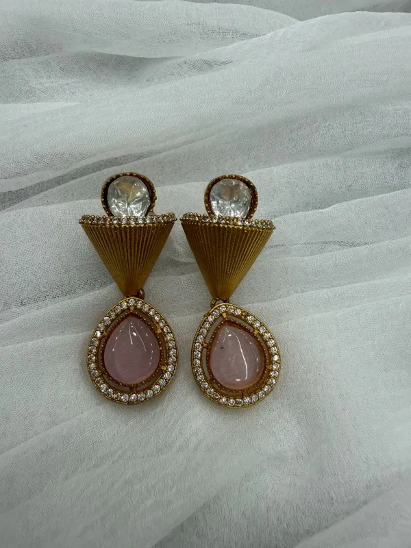 Elegant_Ganesha_Pendant_Necklace_Set_with_Stones_&_Pearls_�_Traditional_Ethnic_Jewelry�for�Women�