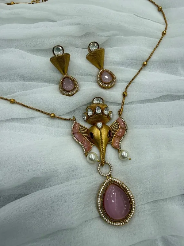 Elegant_Ganesha_Pendant_Necklace_Set_with_Stones_&_Pearls_�_Traditional_Ethnic_Jewelry�for�Women�