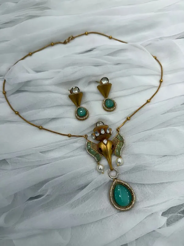 Elegant_Ganesha_Pendant_Necklace_Set_with_Stones_&_Pearls_�_Traditional_Ethnic_Jewelry�for�Women�