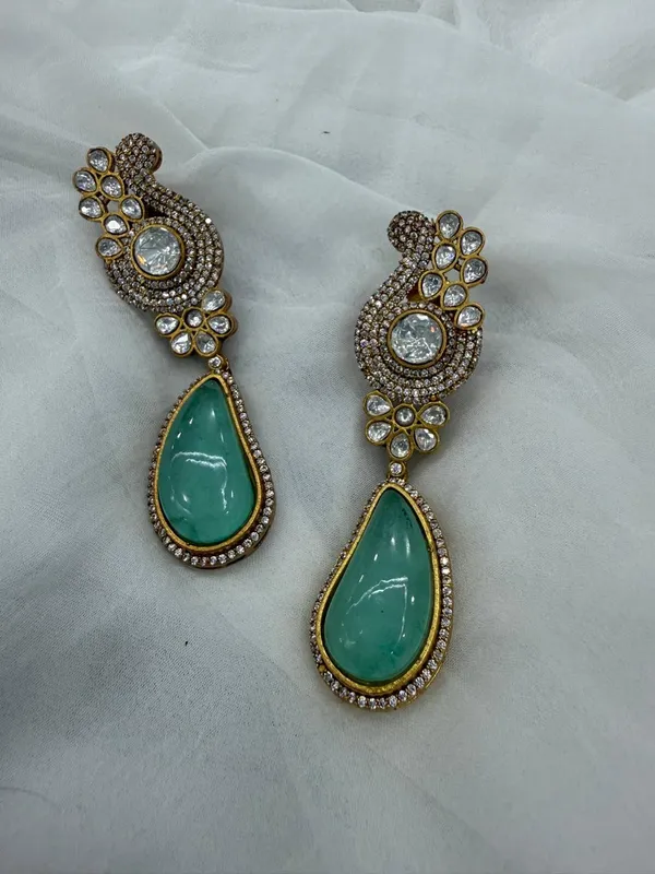 Green_Premium_Handcrafted_Designer_Gold-Toned_Earrings_Set_For_Women