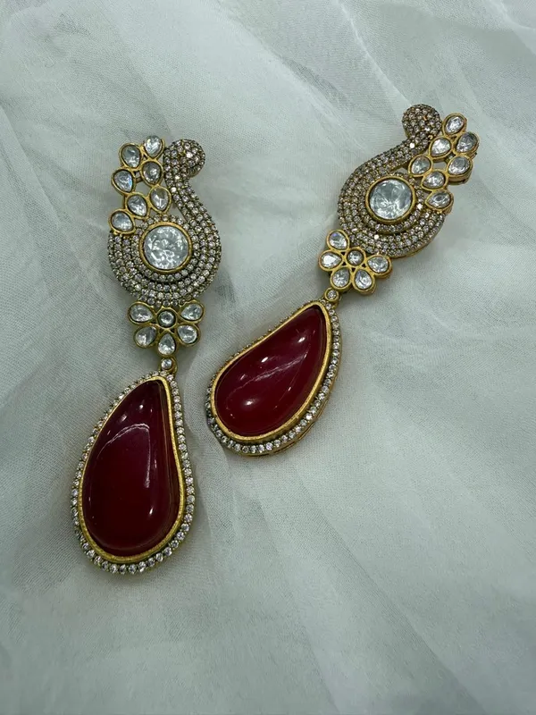 Red_Premium_Handcrafted_Designer_Gold-Toned_Earrings_Set_For_Women