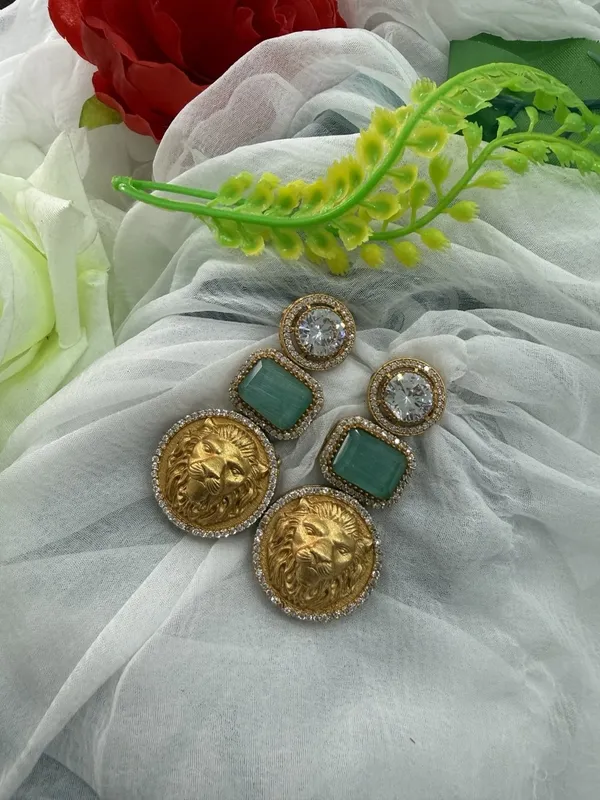 Luxury_Lion_Face_Coin_Earrings_with_Green_&_Crystal_Stones