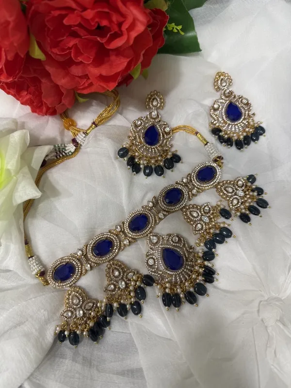 Royal_Blue_Kundan_Necklace_Set_with_Pink_Drop_Earrings