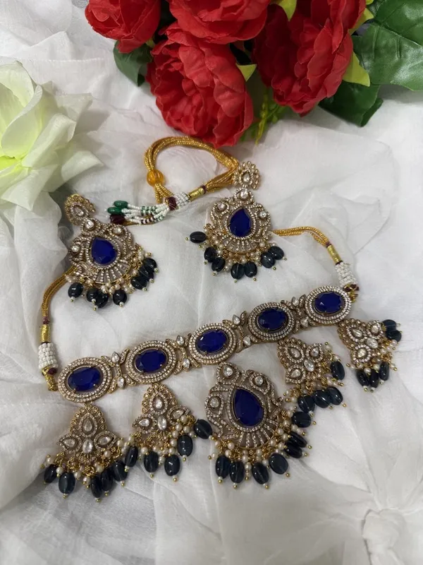 Royal_Blue_Kundan_Necklace_Set_with_Pink_Drop_Earrings