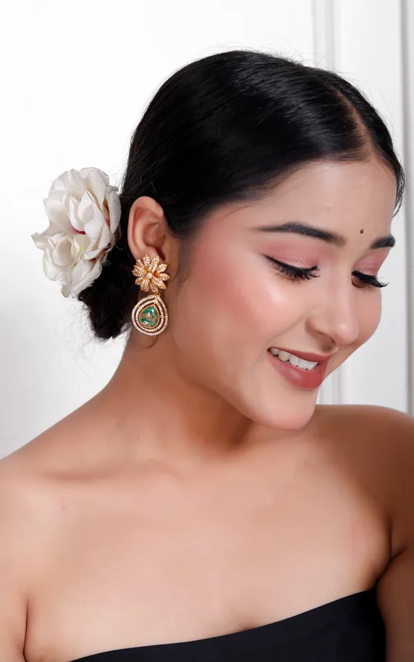 Green_Premium_Handcrafted_Designer_Gold_Toned_Earrings_Set_For_Women