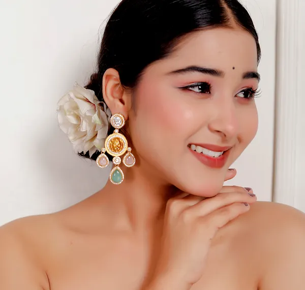 Multicolor_Premium_Handcrafted_Designer_Gold-Toned_Earrings_Set_For_Women