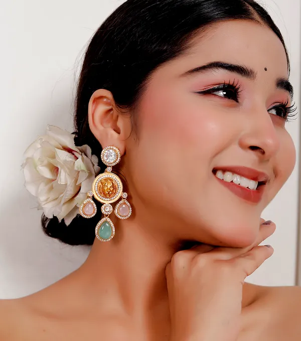 Multicolor_Premium_Handcrafted_Designer_Gold-Toned_Earrings_Set_For_Women