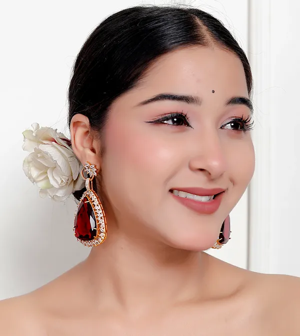 Maroon_Premium_Handcrafted_Designer_Gold_Toned_Earrings_Set_For_Women