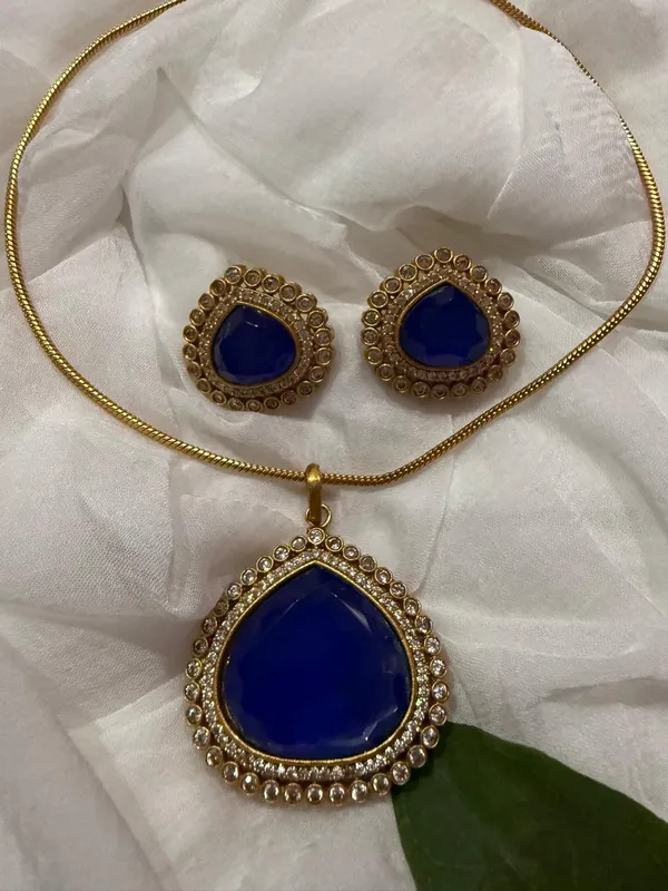 Blue_Premium_Handcrafted_Designer_Golden_Necklace_With_Matching_Earrings_Set_For_Women