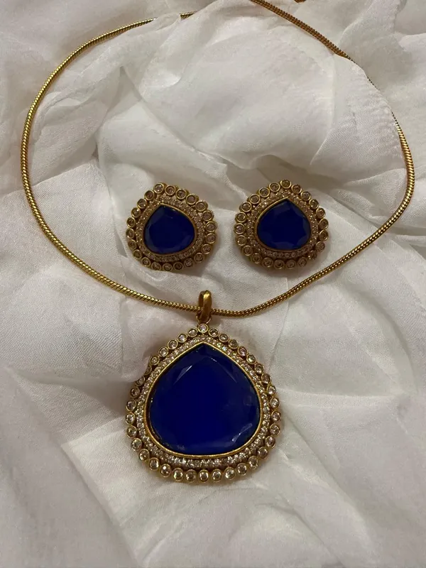Blue_Premium_Handcrafted_Designer_Golden_Necklace_With_Matching_Earrings_Set_For_Women