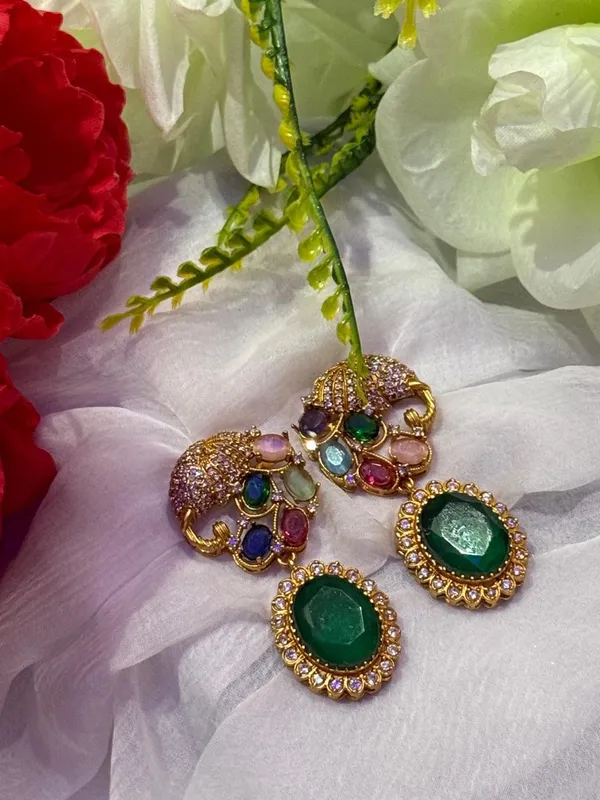 Green_Premium_Handcrafted_Designer_Gold-Toned_Earrings_Set_For_Women