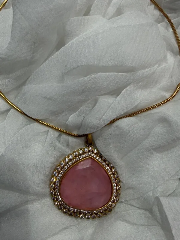 Pink_Premium_Handcrafted_Designer_Golden_Necklace_With_Matching_Earrings_Set_For_Women