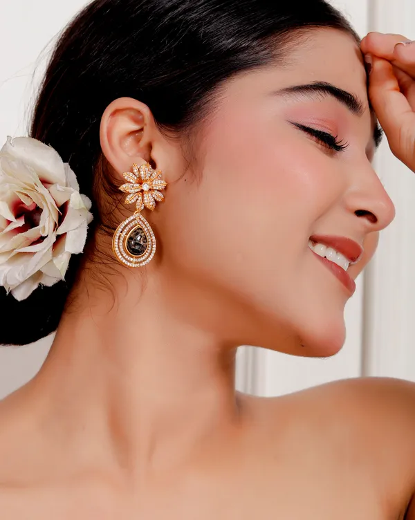 Black_Premium_Handcrafted_Designer_Gold-Toned_Earrings_Set_For_Women