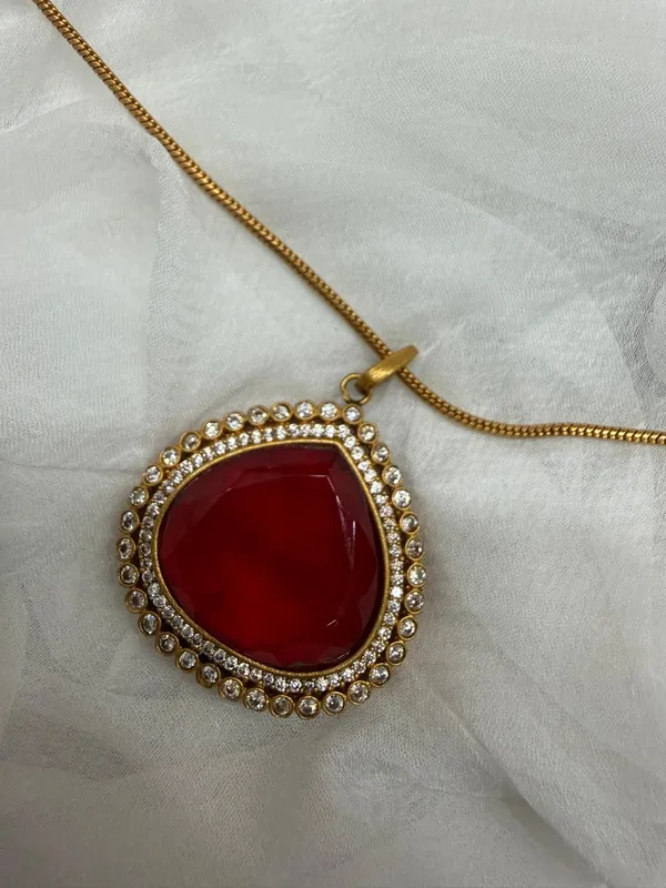 Maroon_Premium_Handcrafted_Designer_Golden_Necklace_With_Matching_Earrings_Set_For_Women