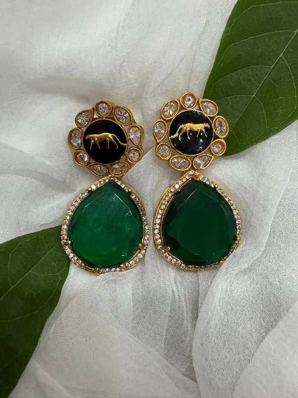 Green_Premium_Handcrafted_Designer_Gold_Toned_Earrings_Set_For_Women