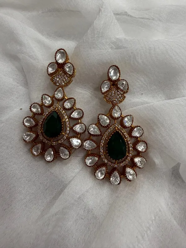 Green_Premium_Handcrafted_Designer_Golden_Necklace_With_Matching_Earrings_Set_For_Women