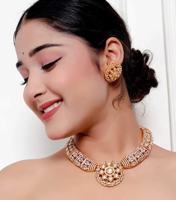 Gold_Premium_Handcrafted_Designer_Necklace_With_Matching_Earrings_Set_For_Women