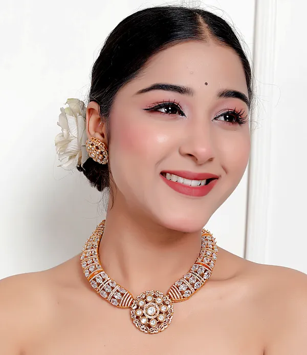 Gold_Premium_Handcrafted_Designer_Necklace_With_Matching_Earrings_Set_For_Women