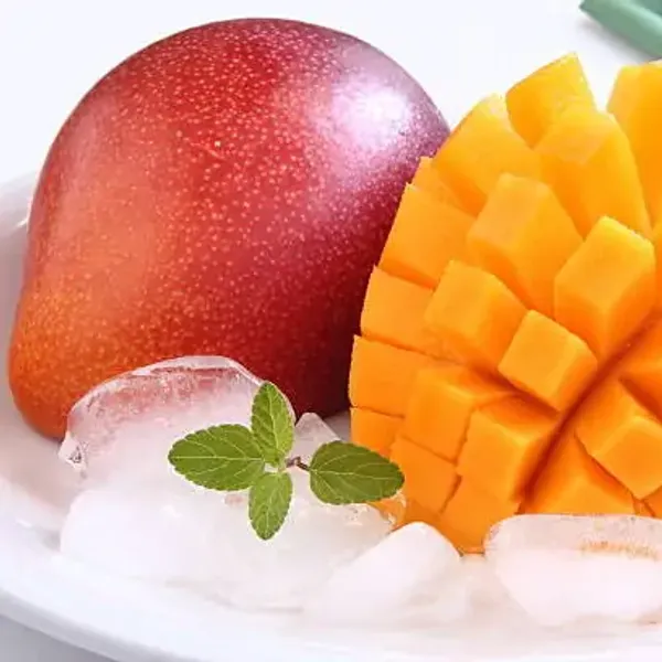 Red_Miyazaki_Mango_Fruit_Plant