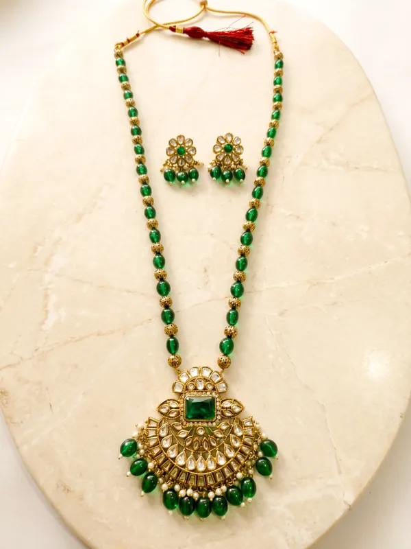 Green_Gold_Plated_Regal_Charm_Green_Carving_And_Kundan_Stones_Rani_Haar_With_Matching_Earrings_For_Women