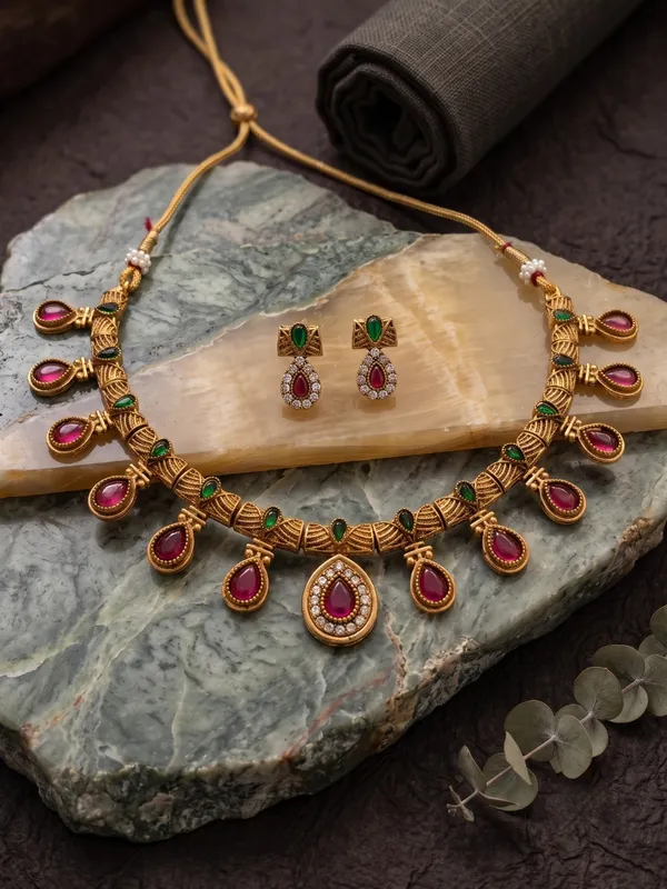 Antique_Gold-Plated_Ruby_&_Green_Kundan_Drop_Necklace_Set_with_Matching_Earrings
