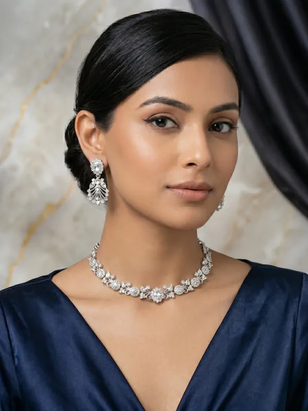 Floral_pattern_Jewellery_set_in_Kundan_and_Immitation_Diamonds_in_Silver