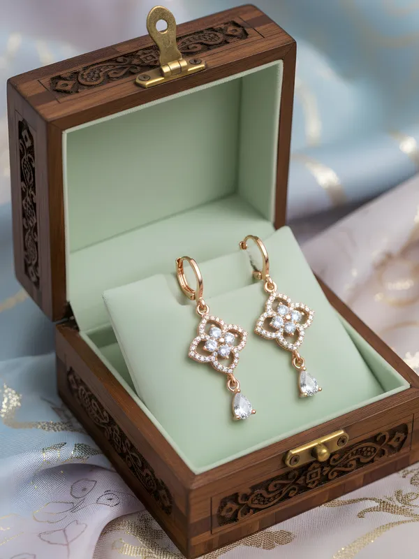 Rose_Gold_Dangle_Earrings_for_Women,_Cubic_Zirconia_Clover_Design_with_Teardrop