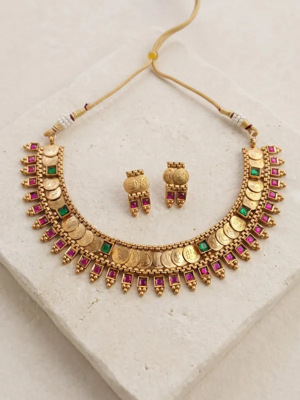Royal_Maharashtrian_Antique_Gold_Laxmi_Coin_Necklace_Set_With_Traditional_Green_&_Ruby_Kundan