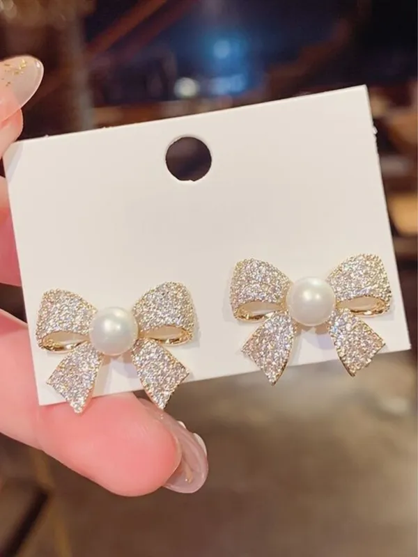 Pair_Of_2_Pairs_Of_Korean_Earrings_Set