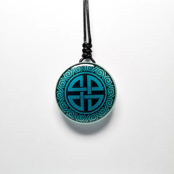 Blue_Celtic_Shield_Knot_Vikings_Glow_In_Dark_Resin_Handcrafted_Pendant_(12_Inch)
