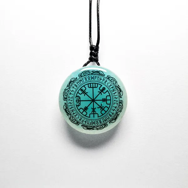 Blue_Vegvisir_(Viking_Compass)_Vikings_Glow_In_Dark_Resin_Handcrafted_Pendant_(12_Inch)