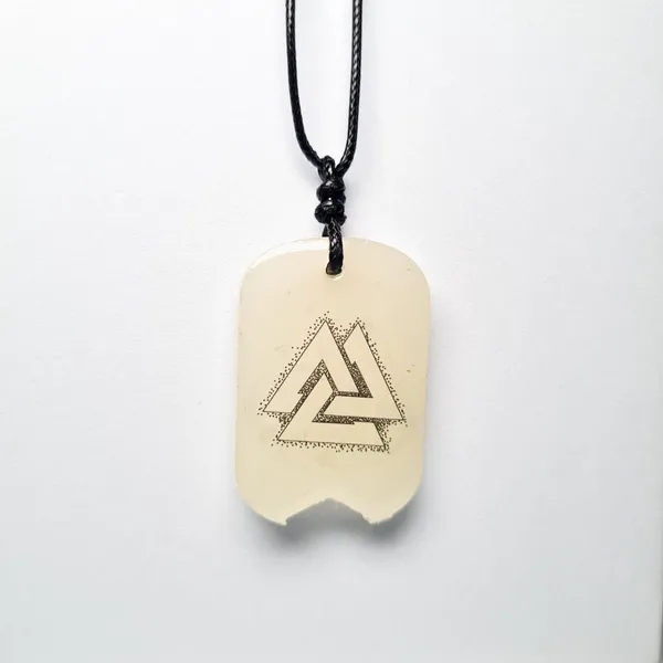 Blue_Valknut_Symbol_Vikings_Glow_In_Dark_Resin_Handcrafted_Pendant_(12_Inch)