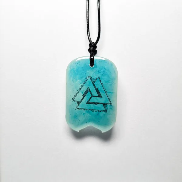 Blue_Valknut_Symbol_Vikings_Glow_In_Dark_Resin_Handcrafted_Pendant_(12_Inch)