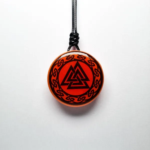 Red_Valknut_With_Circular_Border_Vikings_Glow_In_Dark_Resin_Handcrafted_Pendant_(12_Inch)