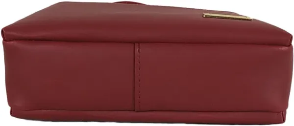 Maroon_Synthetic_Leather_Sling_Bag_For_Girls