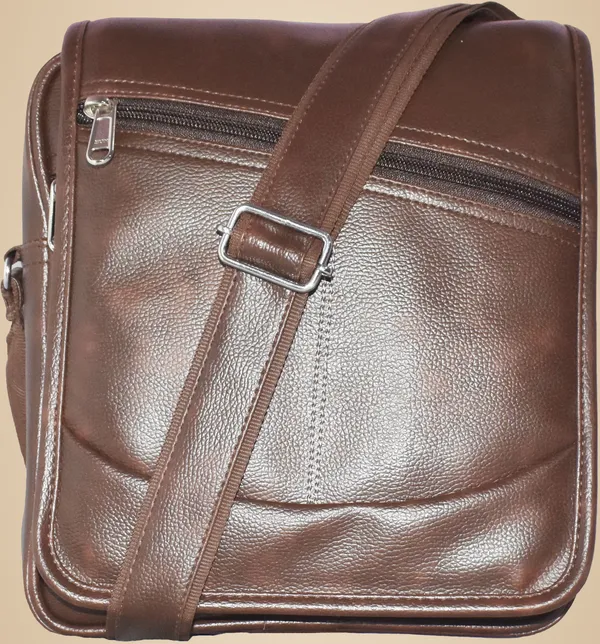 Brown_Cross_Body_Messenger_|_Stylish,_Smart_And_Trendy,_One_Side_Shoulder_Bag