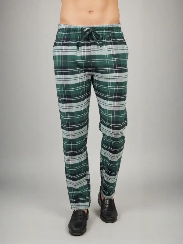 Green_&_White_Mens_Cotton_Checkered_Plus_Size_Pyjama