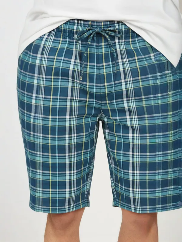 Mens_Cotton_Checkered_Plus_Size_Shorts_with_Elastic