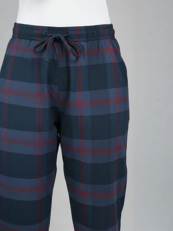 Blue_Womens_Cotton_Checkered_Plus_Size_Pyjama