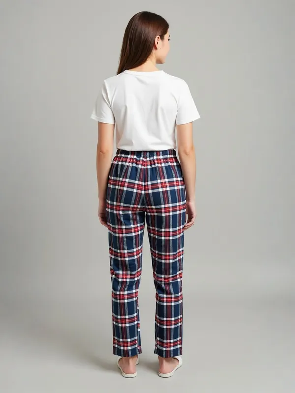 Blue_&_Red_Womens_Cotton_Checkered_Plus_Size_Pyjama