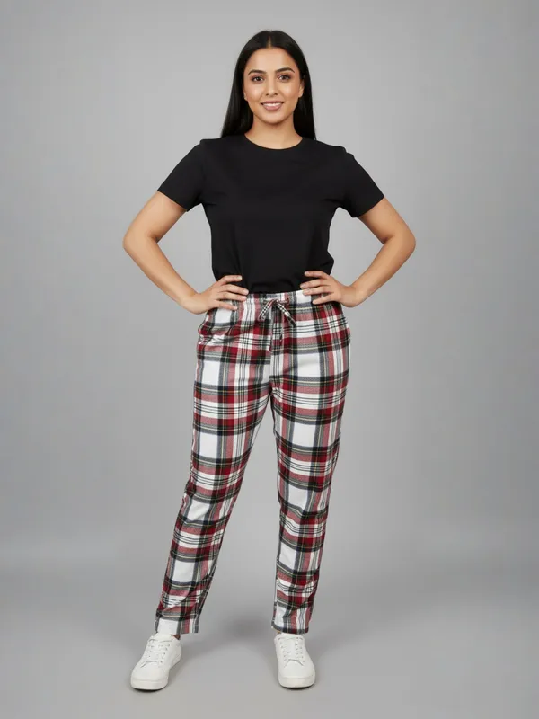 Red_&_White_Womens_Cotton_Checkered_Plus_Size_Pyjama