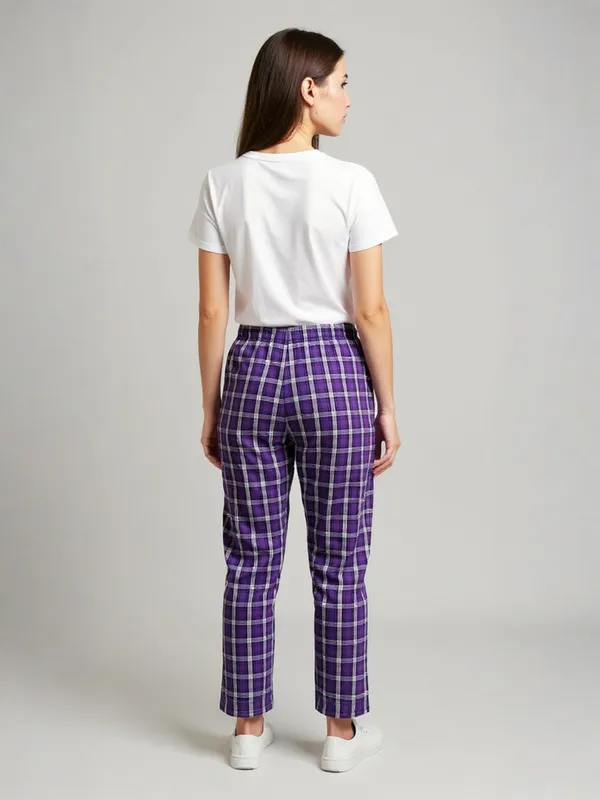 Purple_Womens_Cotton_Checkered_Plus_Size_Pyjama
