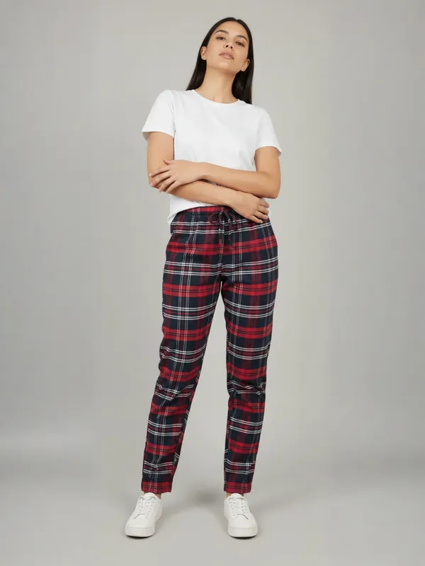 Red_&_Blue_Womens_Cotton_Checkered_Plus_Size_Pyjama