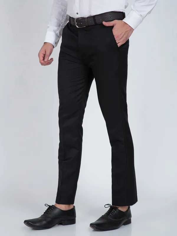 Black_Cotton_Blend_Solid_Formal_Trouser_For_Men