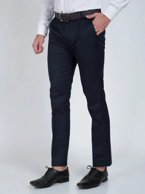 Dark_Blue_Cotton_Blend_Solid_Formal_Trouser_For_Men
