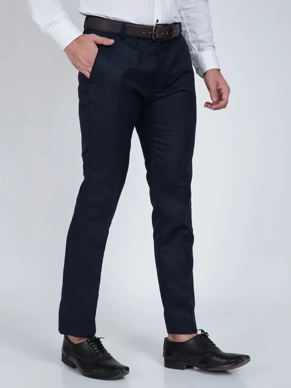 Dark_Blue_Cotton_Blend_Solid_Formal_Trouser_For_Men